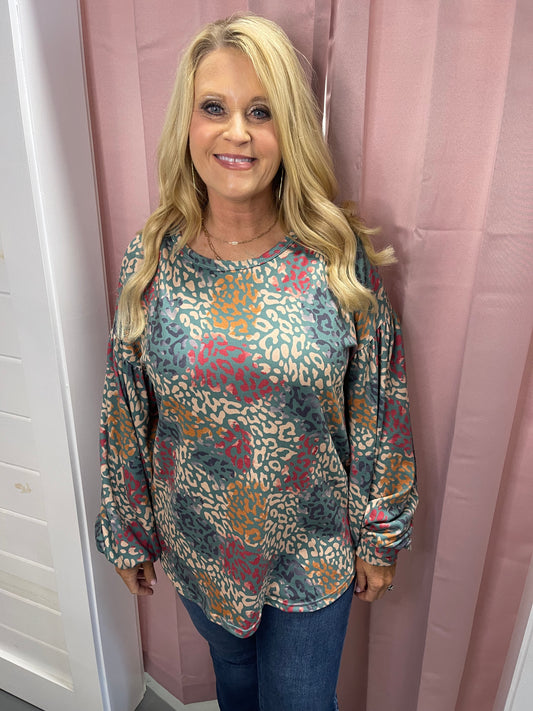 PLUS SIZE Cheetah Top