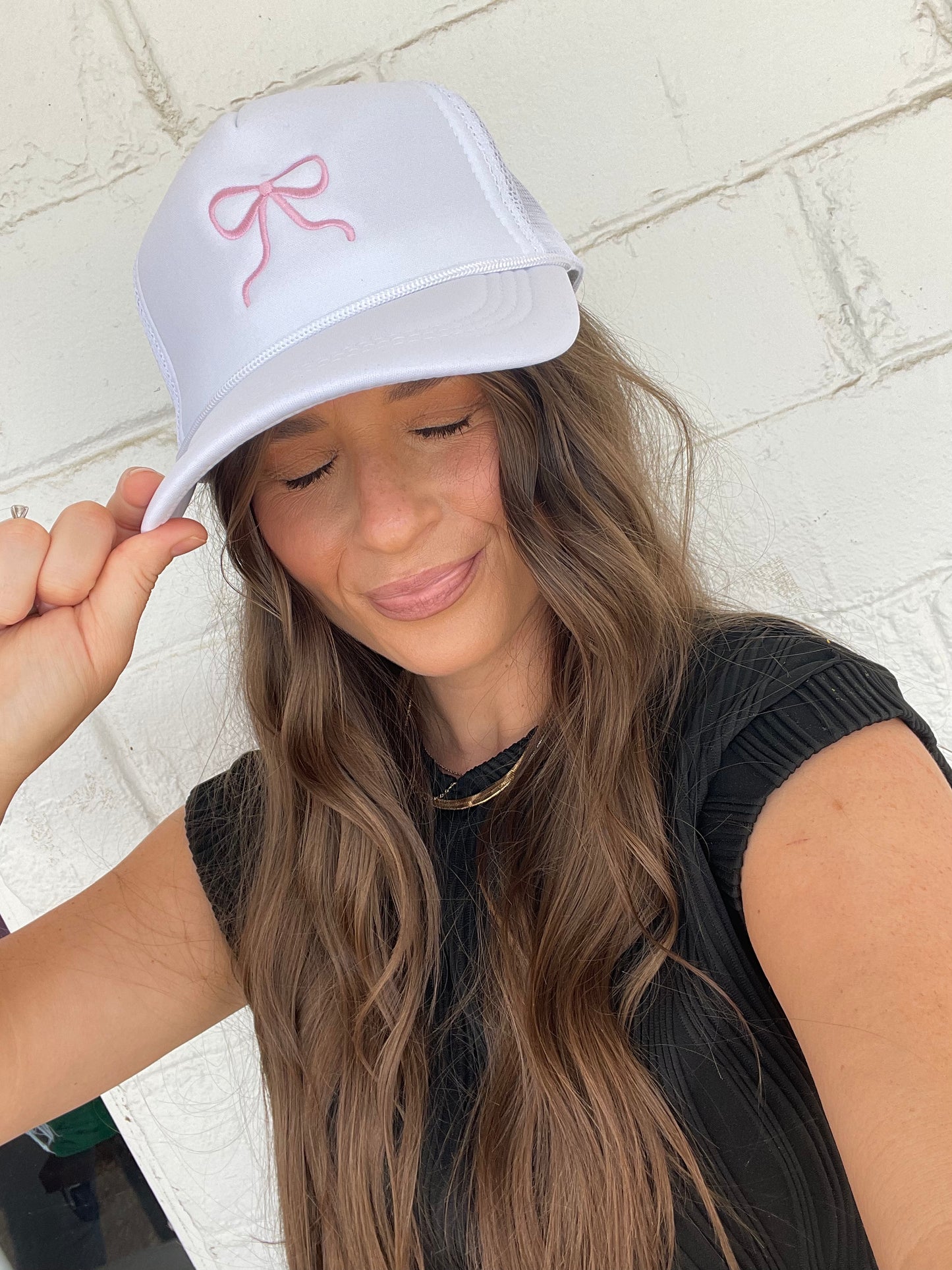 BOW TRUCKER HATS
