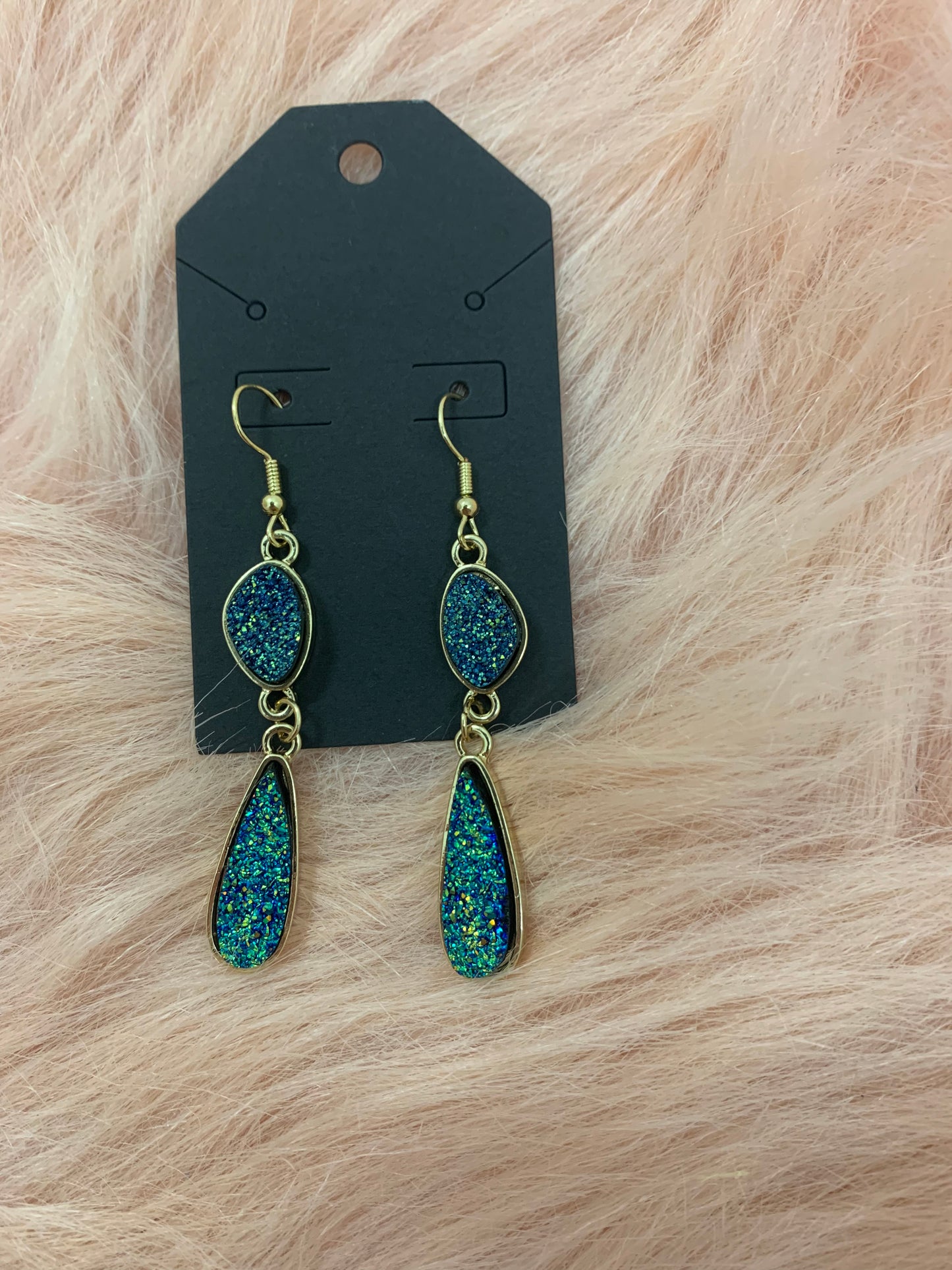 Dangle Earring