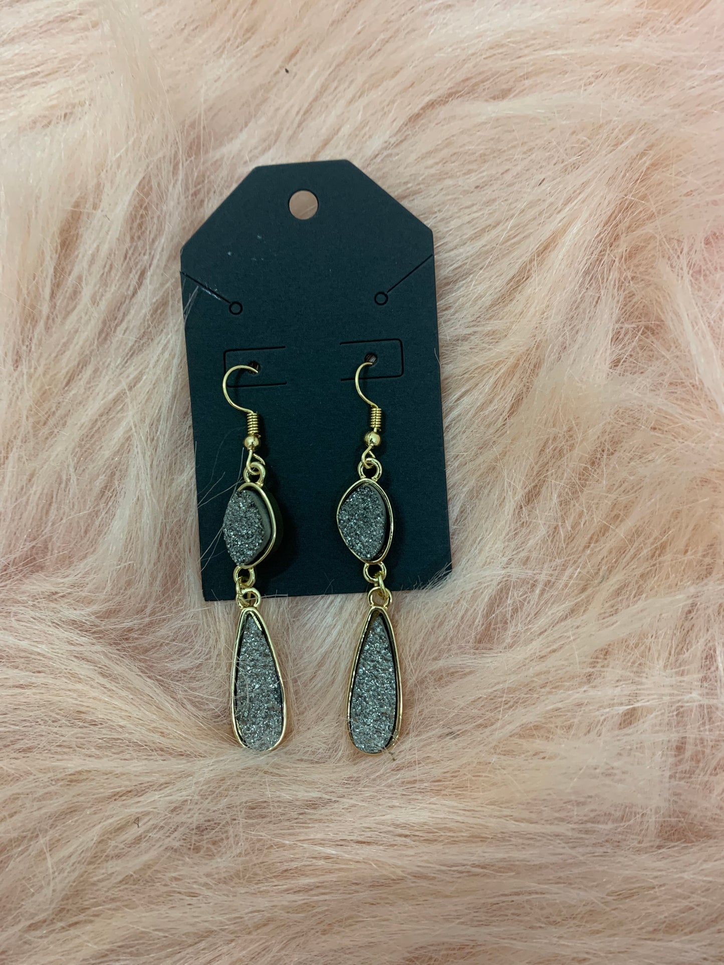 Dangle Earring