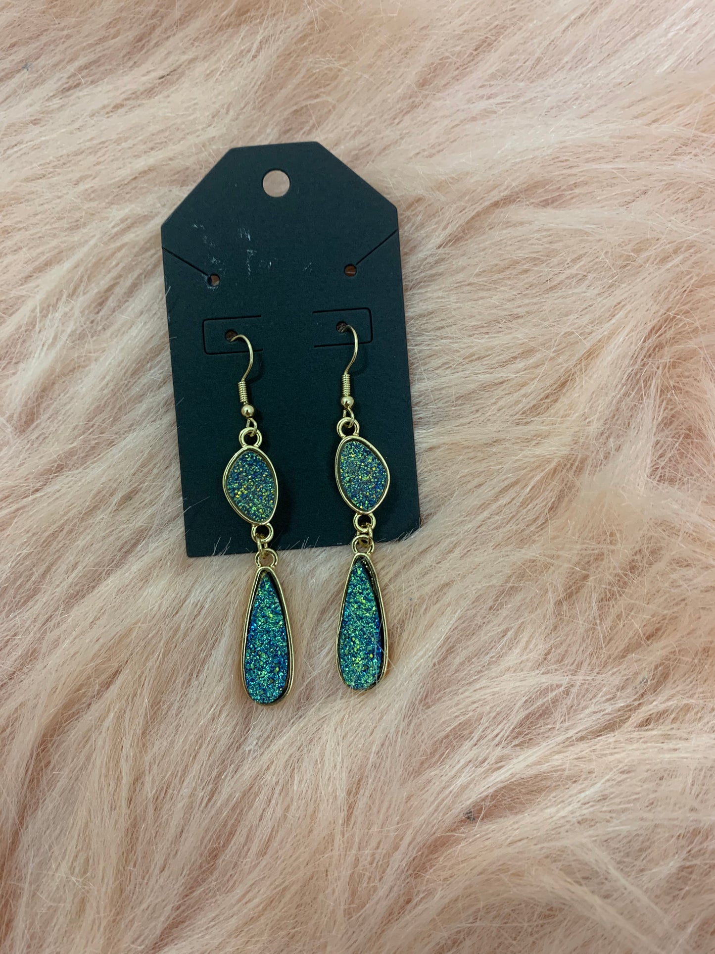 Dangle Earring